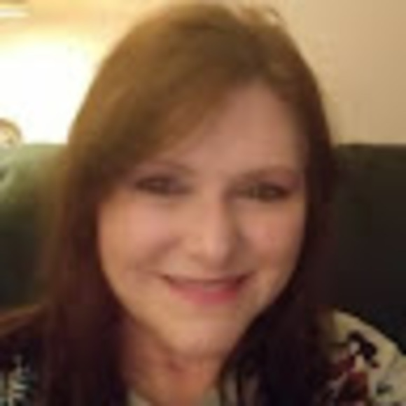 Meet your Posher, Beverly - Picture 1 of 1